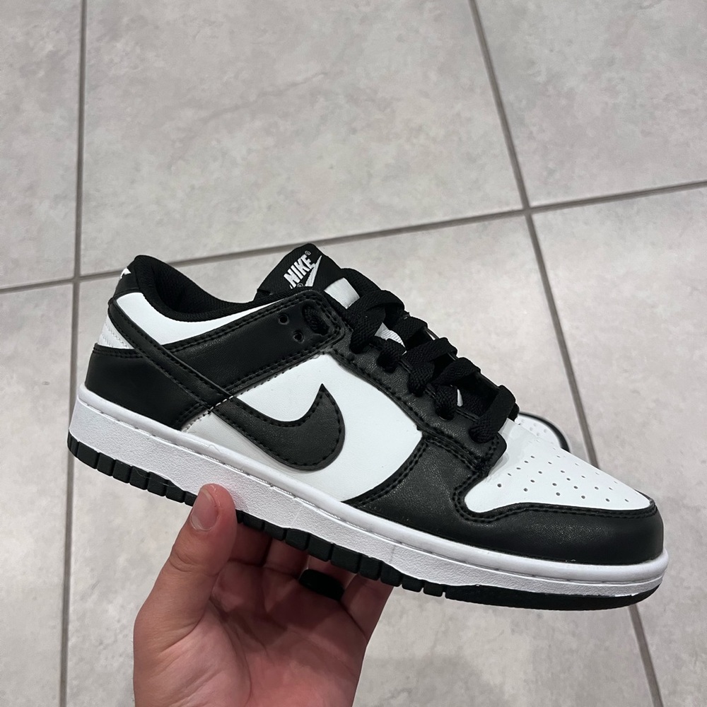 Nike Dunk Low Panda